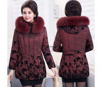 服裝服飾批發產品庫 打造時尚與效率并存的商業新引擎